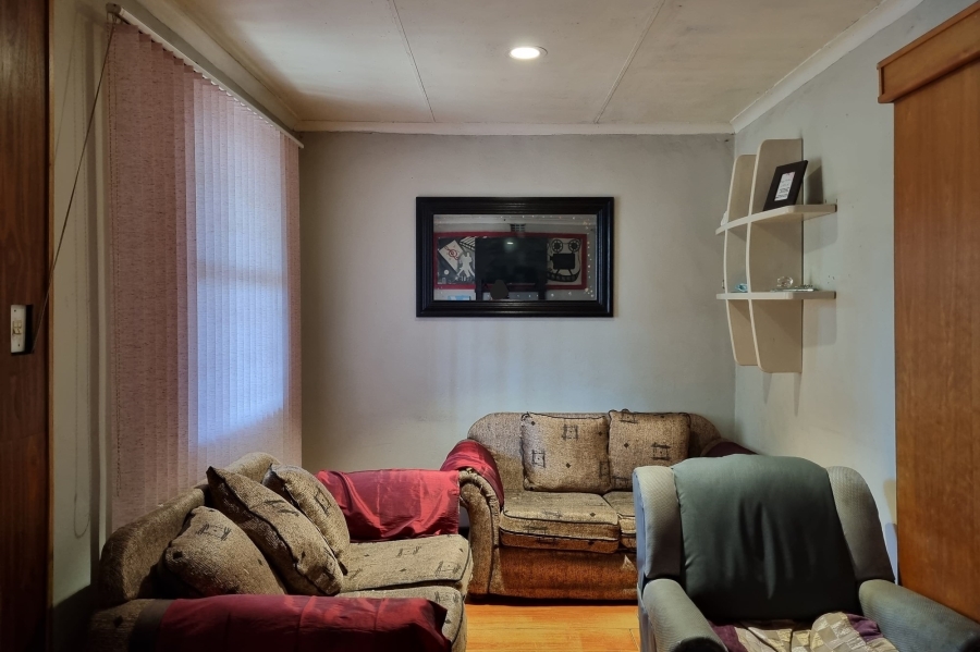 4 Bedroom Property for Sale in The Hague Western Cape